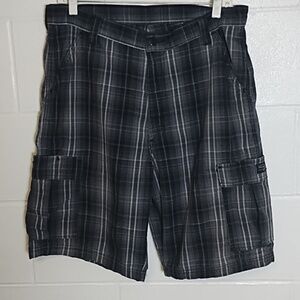 Wrangler Plaid Cotton Men's Cargo Shorts Size 33" X 9"